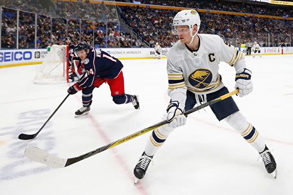 TA：埃切韦里倾向于租借加盟英超俱乐部；德甲球队也有意尼潘